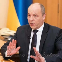 Парламент дотримується дисципліни